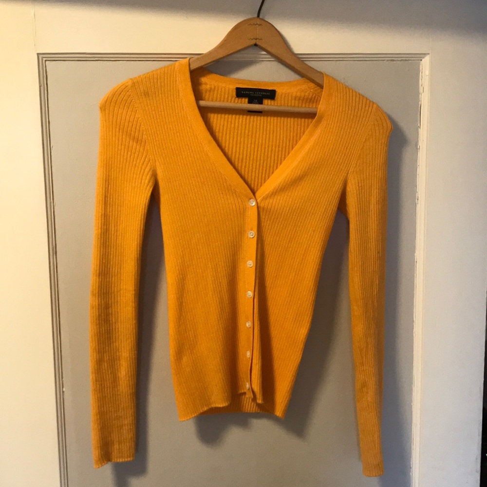 Banana Republic Cashmere sweater